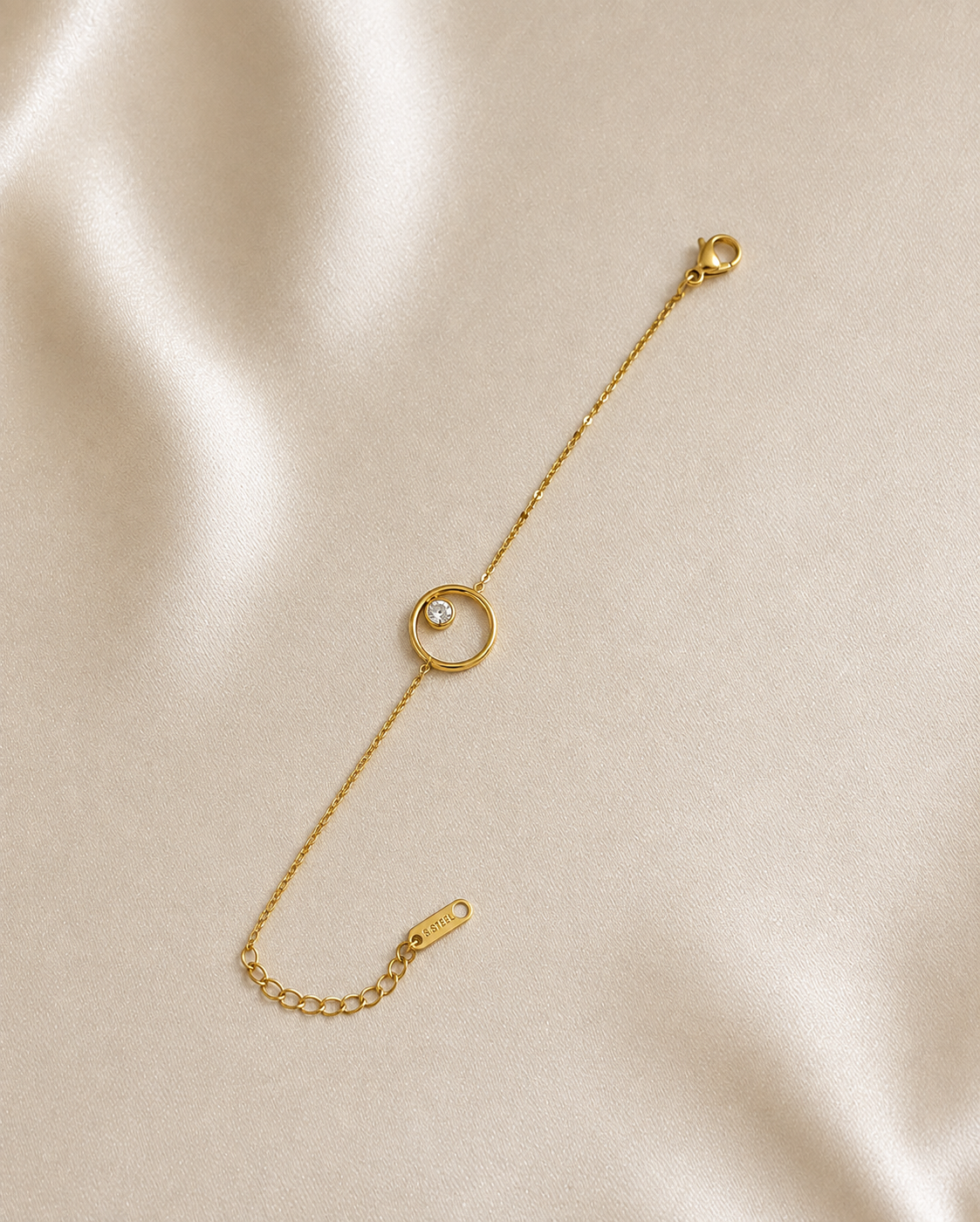 Minimalist | Gold Circle & Crystal Bracelet | Waterproof Stainless Steel