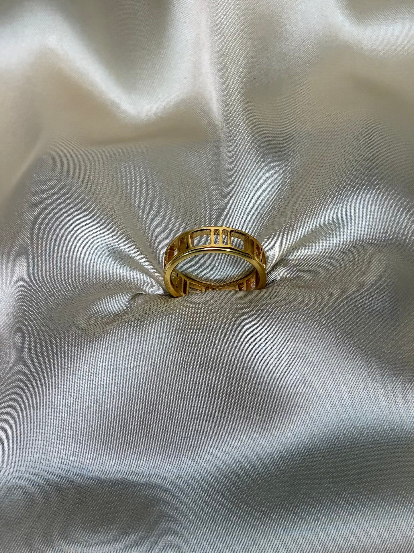Minimalist | Gold Roman | Numeral Cutout Band | Cigar Ring