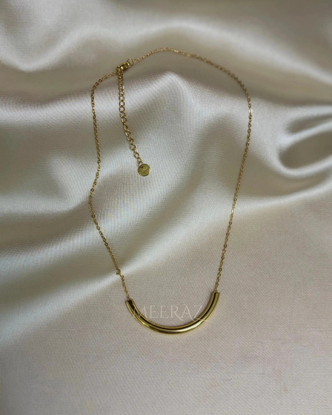 Minimalist Gold Arc | Smile Bar Necklace | Stainless Steel Dainty Chain