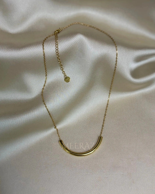 Minimalist Gold Arc | Smile Bar Necklace | Stainless Steel Dainty Chain