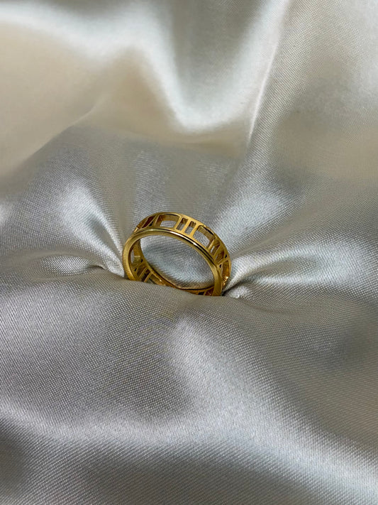 Minimalist | Gold Roman | Numeral Cutout Band | Cigar Ring