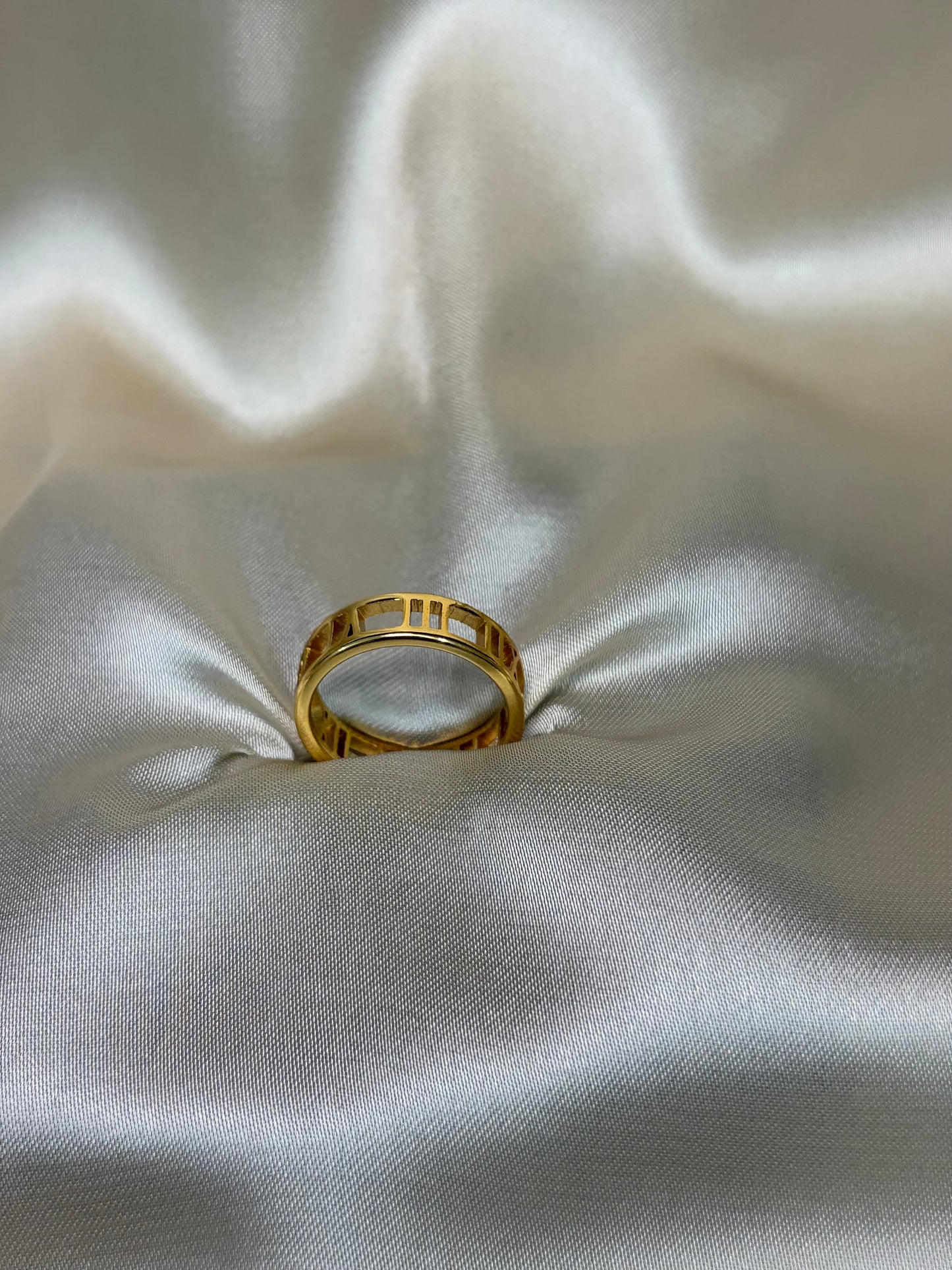 Minimalist | Gold Roman | Numeral Cutout Band | Cigar Ring