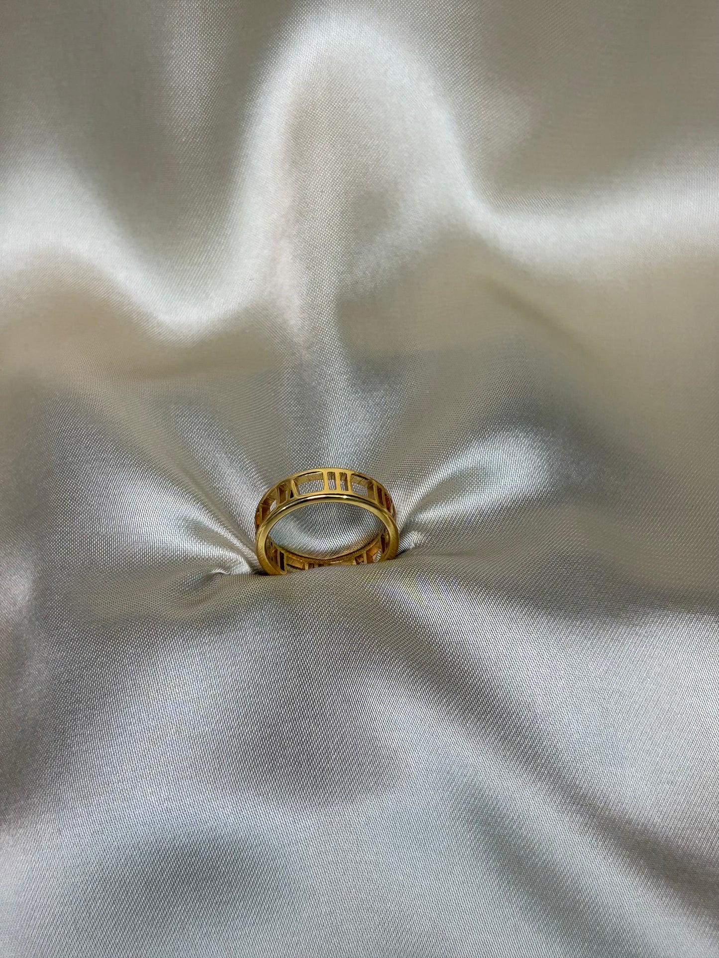 Minimalist | Gold Roman | Numeral Cutout Band | Cigar Ring
