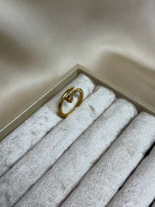 Minimalist Gold | Luxe Wrap Nail | Statement Ring