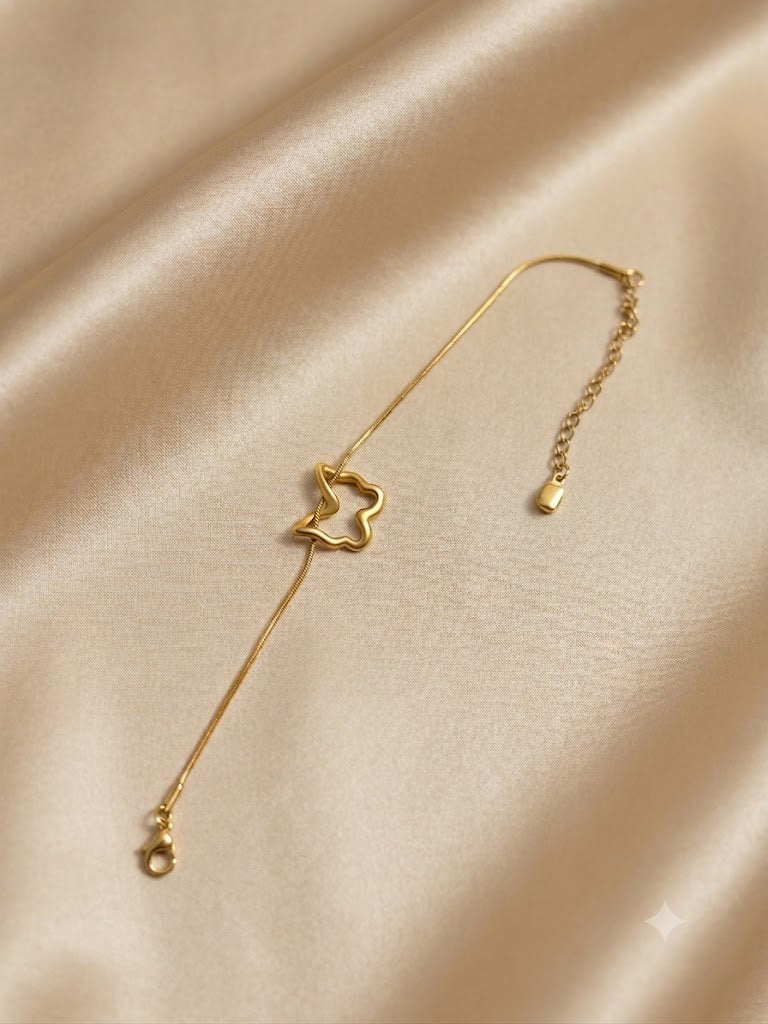 Minimalist Gold Butterfly Outline | Bracelet | Waterproof | Stainless Steel